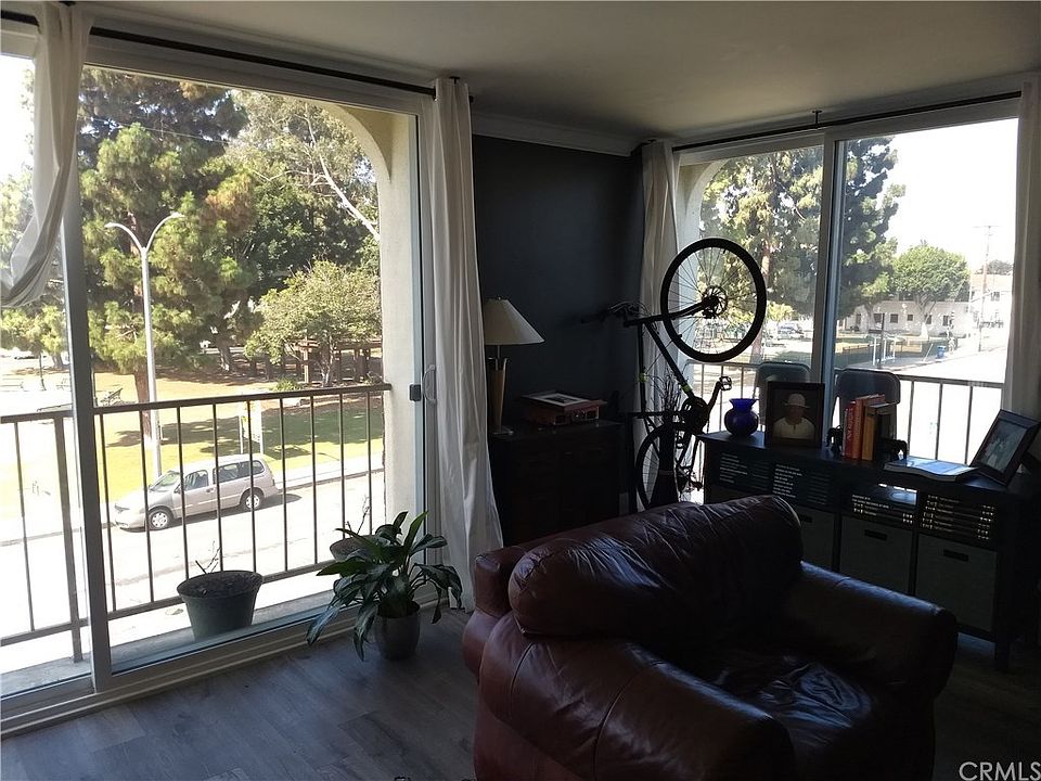 1st image of 2055 East Broadway