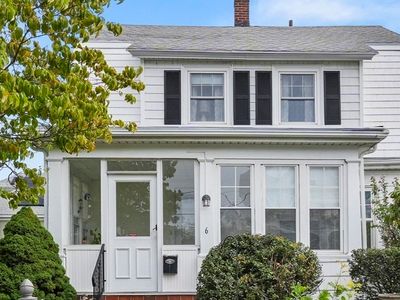 6 Bedford St, Quincy, MA, 02169