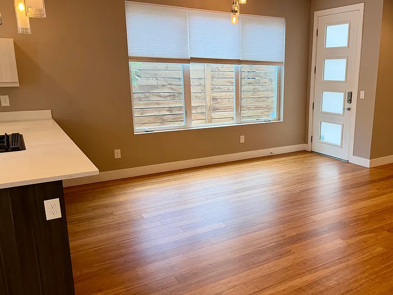 1361 Zenobia St — Photo 3
