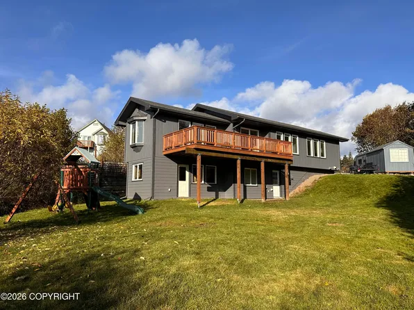 1119 Aurora Ct, Homer, AK 99603