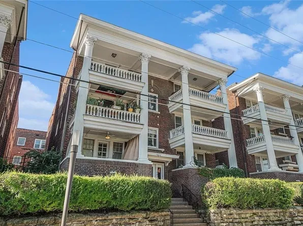 317 E 43rd St APT 1E, Kansas City, MO 64111