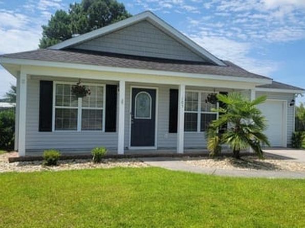 105 Carolina Pointe Way