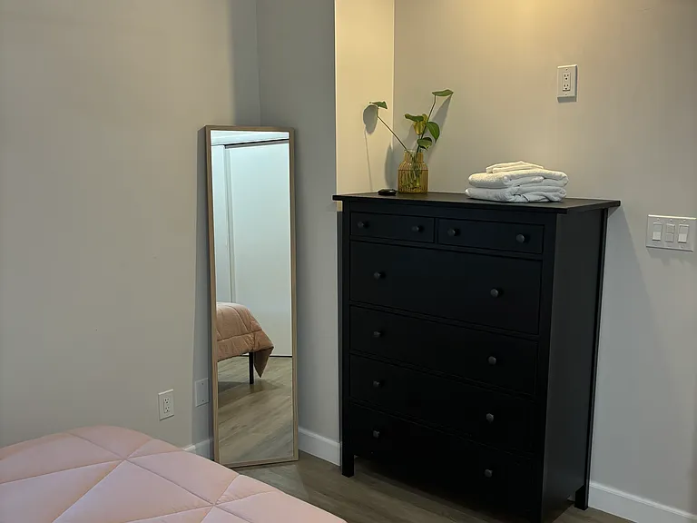 1316 E Susan Ln — Photo 18