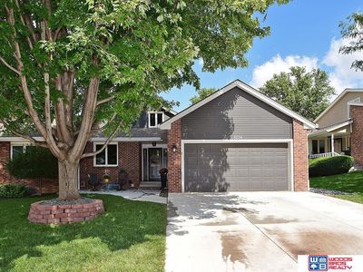 8124 Hickory Ln, Lincoln, NE, 68510