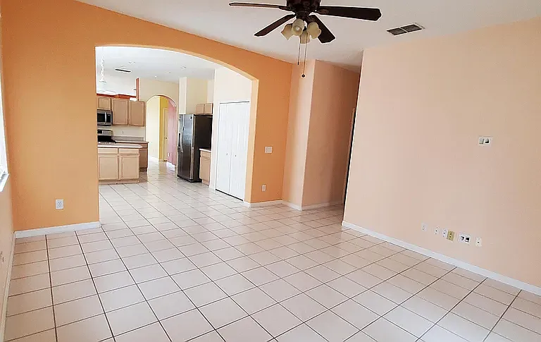 4629 Riverton Dr — Photo 12