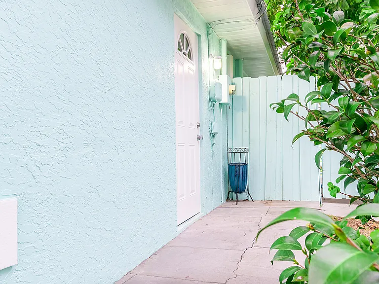 1831 SW Fears Ave #2 — Photo 9