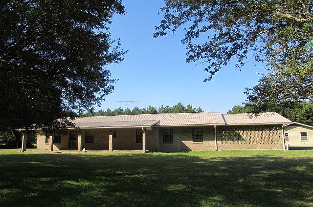 1st image of 1340 Old Highway 35 S