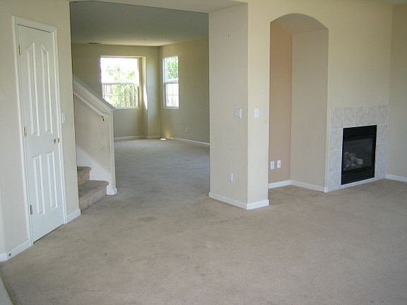 2nd image of 36 Feldin Ct