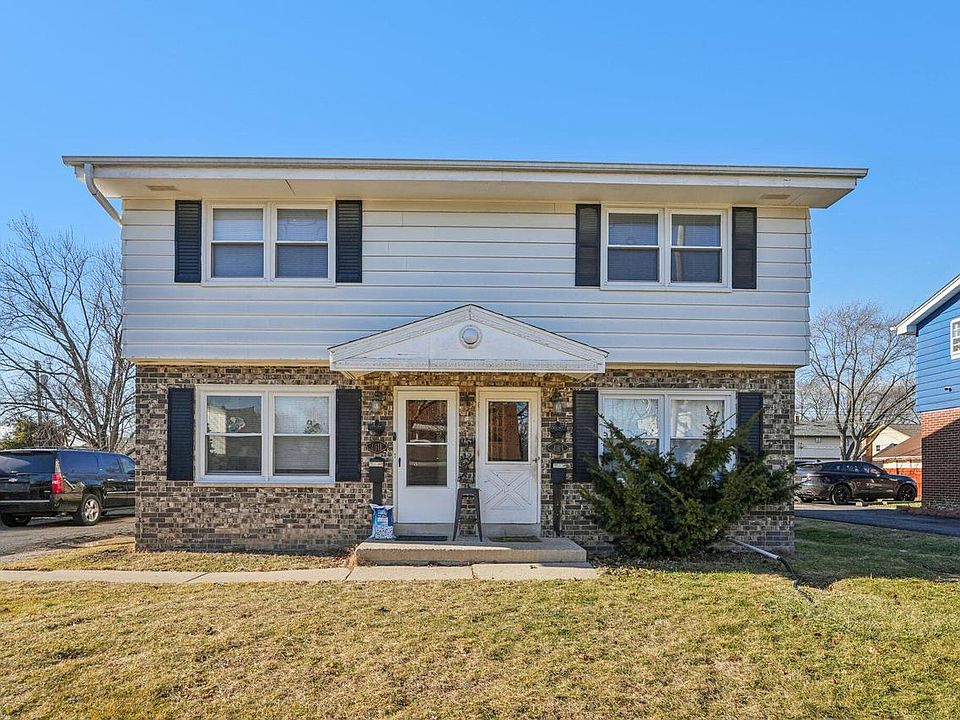 1st image of 4911 North 105th STREET #4913