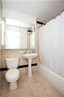 Rented by New York Residence | media 23