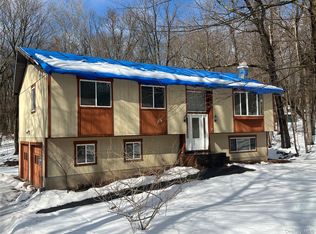 6 Vanessa Ln, Staatsburg, NY 12580