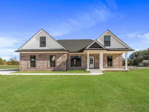 302 Turnberry Ct, Bardstown, KY 40004