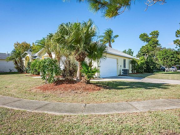 3rd image of 2009 Trevino Cir