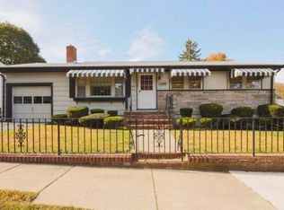 79 Webster St, Watertown, MA 02472