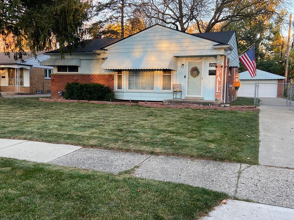 1st image of 17242 Dolores St