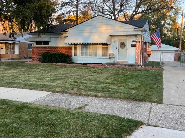 17242 Dolores St, Livonia, MI 48152