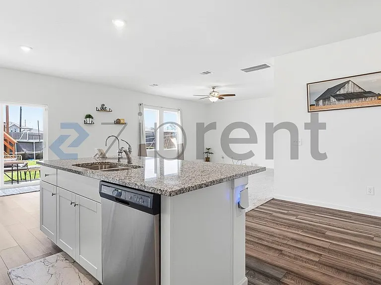 1021 Pin Cherry Ln — Photo 9