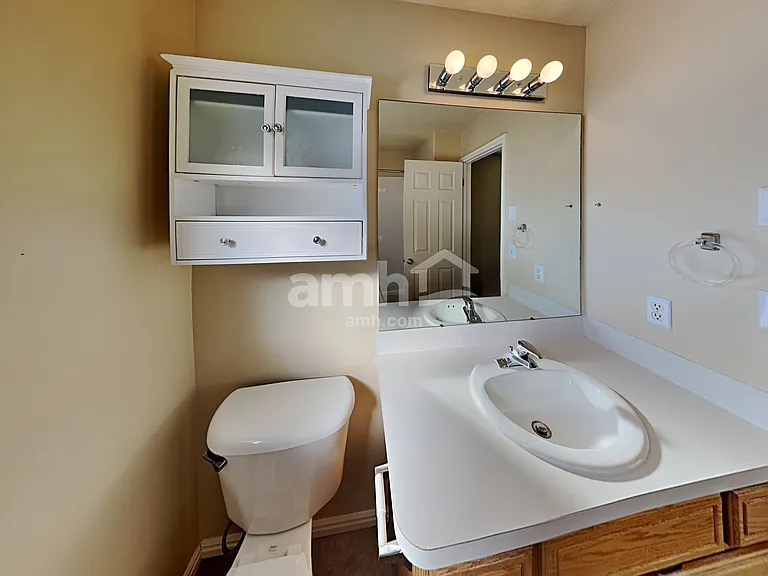 816 N Crimson Ln — Photo 9