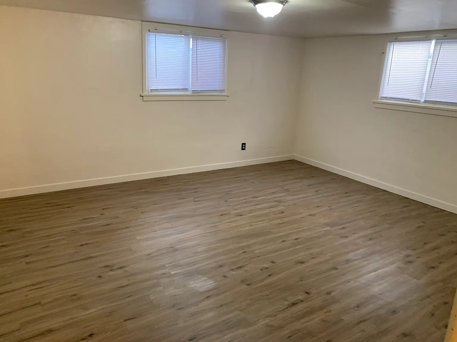 1 bed, $1,050 — Photo 3