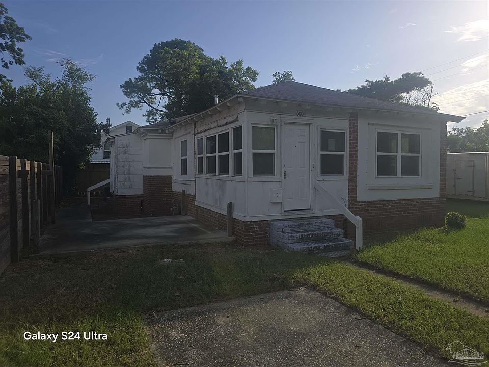 1st image of 600 W Hernandez St