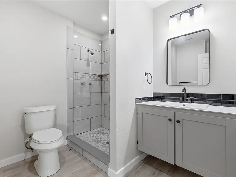 3523 Dutton Dr — Photo 8
