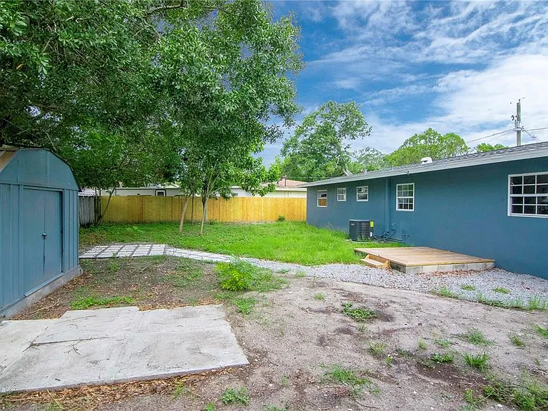 3708 W Tyson Ave — Photo 29