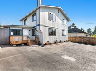 5828 16th Ave S, Seattle, WA 98108