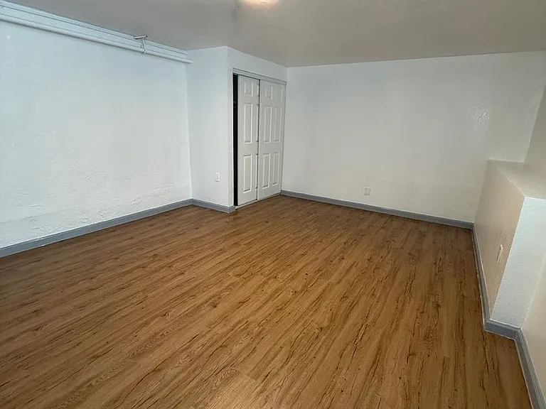 1435 Parker Street — Photo 11