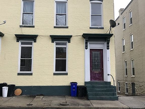 2nd image of 214 Summit Ave #1