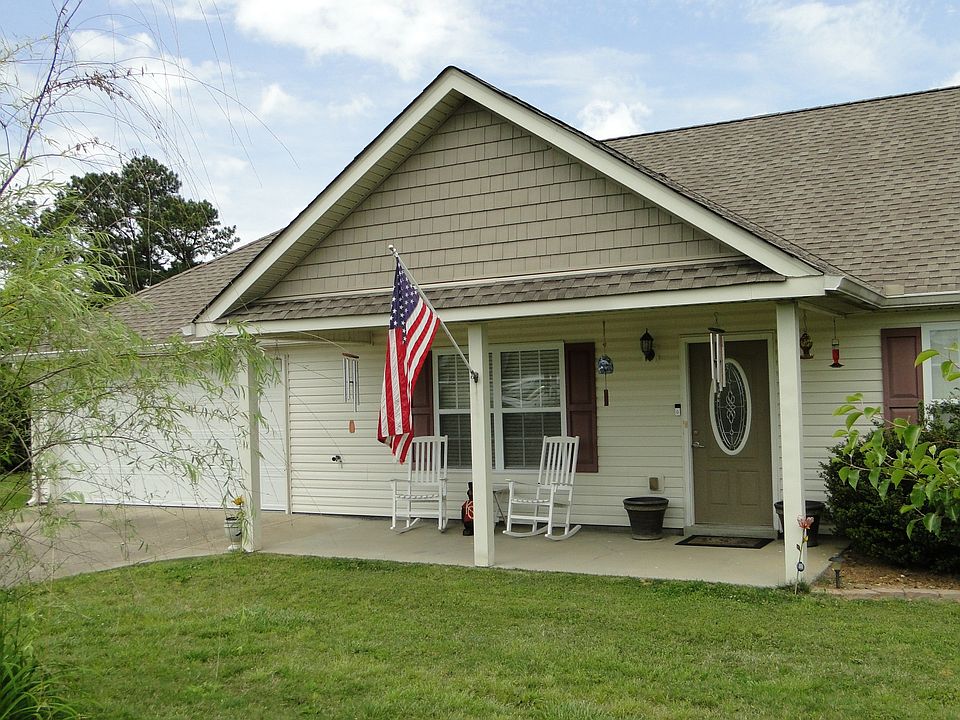 1st image of 105 Marty Ln