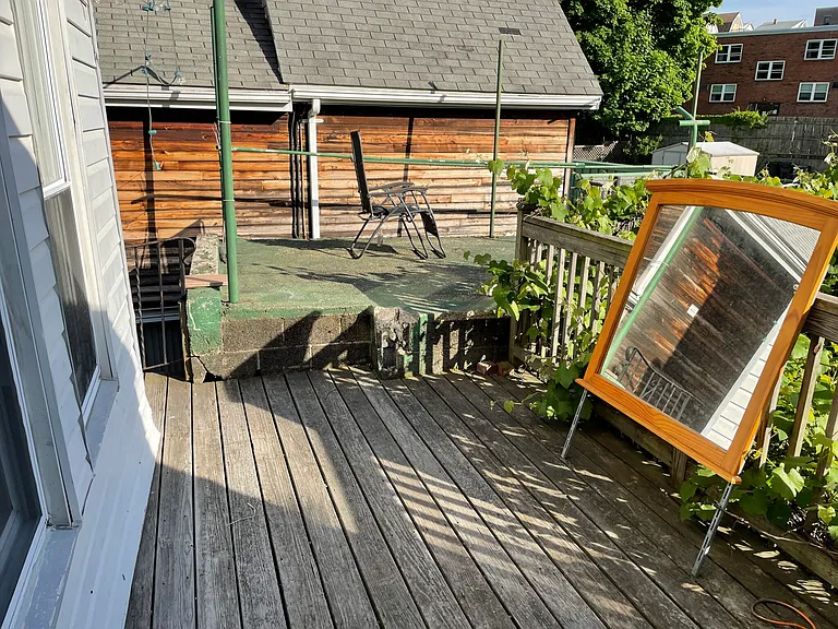 Main St — Photo 9