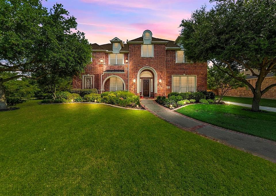 1st image of 14904 Mountain Creek Trl