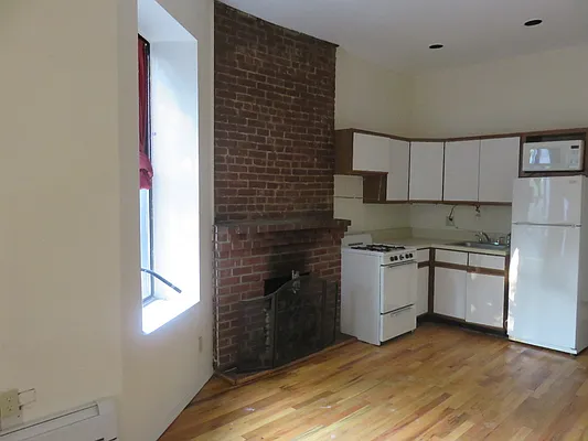 Rented by Space Real Estate | media 9