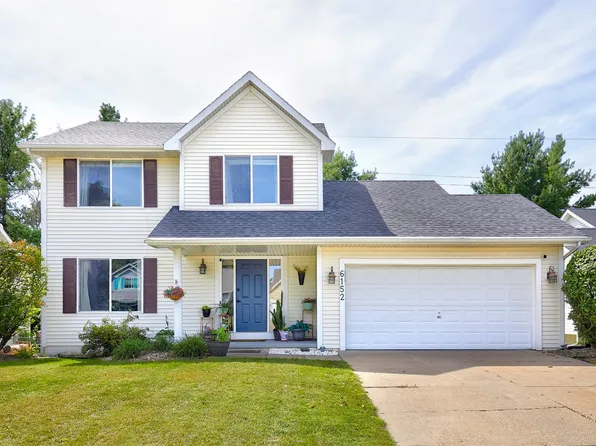6152 Dakota Dr, West Des Moines, IA 50266