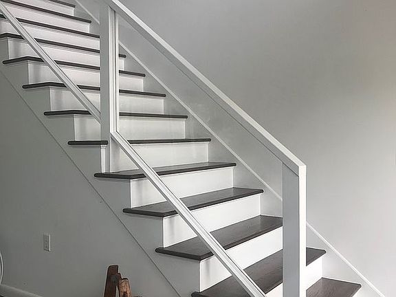 4th image of 47A Fanning Ave