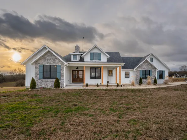 5343 W David Lane, Brookline, MO 65619