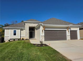 2284 W Wabash St, Olathe, KS 66061
