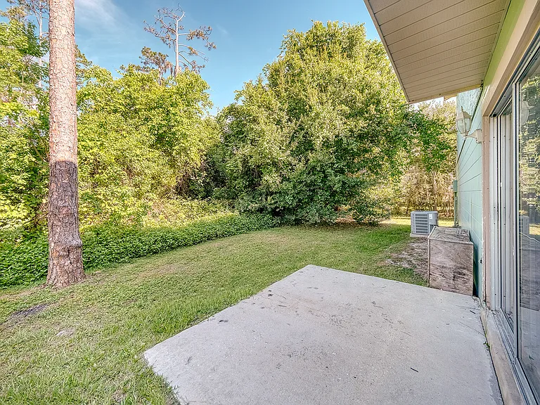 283 Gardner Ln #F — Photo 13