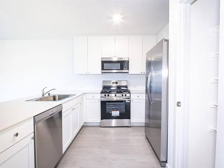 5610 Shelford Birch Dr — Photo 9