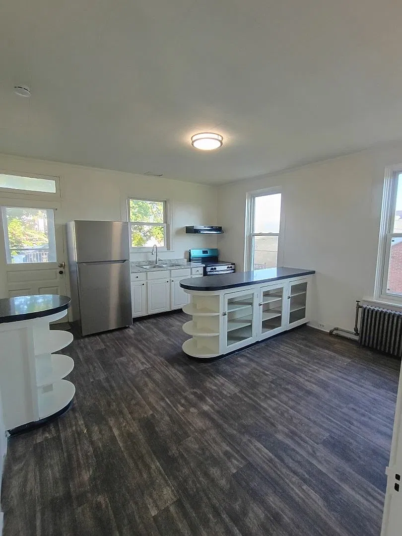 659 Madison Ave — Photo 2