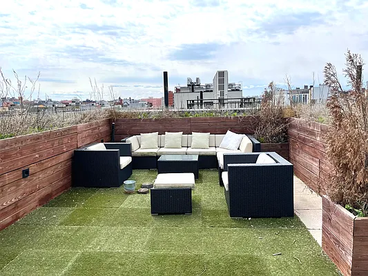 Rented by Compass | media 7