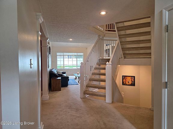 3rd image of 8408 Biggin Hill Ln