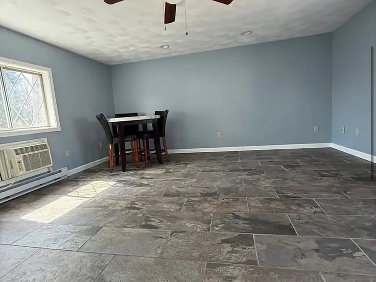 300 Smithfield Rd #5 — Photo 5