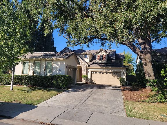3rd image of 350 Westlake Dr