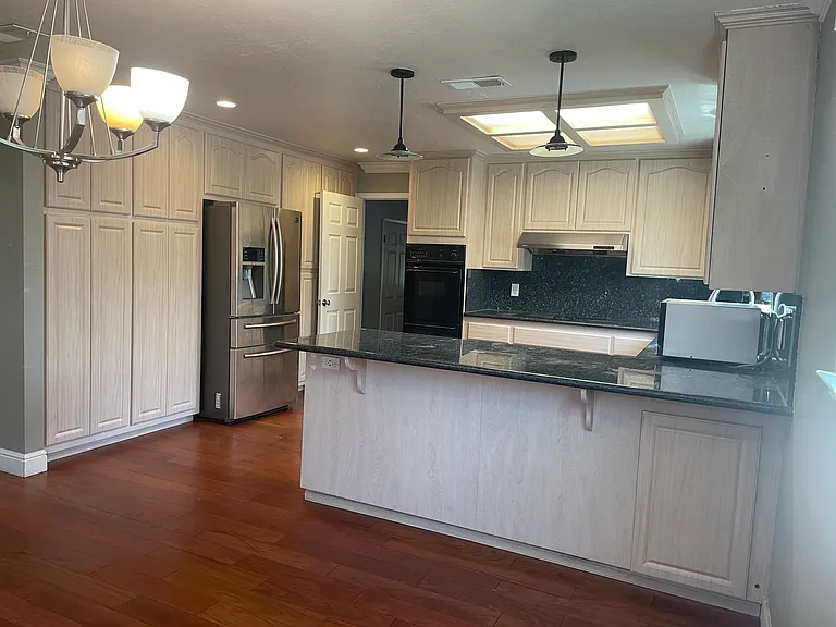 2168 Ventura Pl — Photo 8