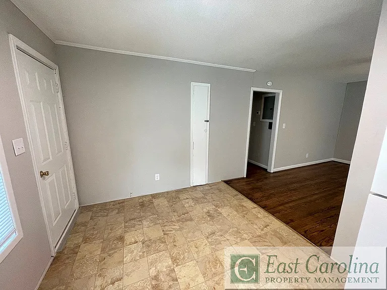 4148 Lee St #A — Photo 9