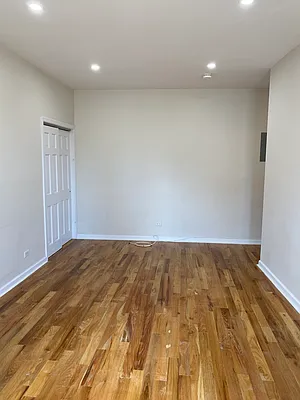 Rented by Compass | media 6