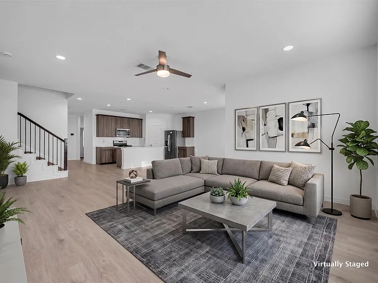 2828 Willow Gulch Way — Photo 3