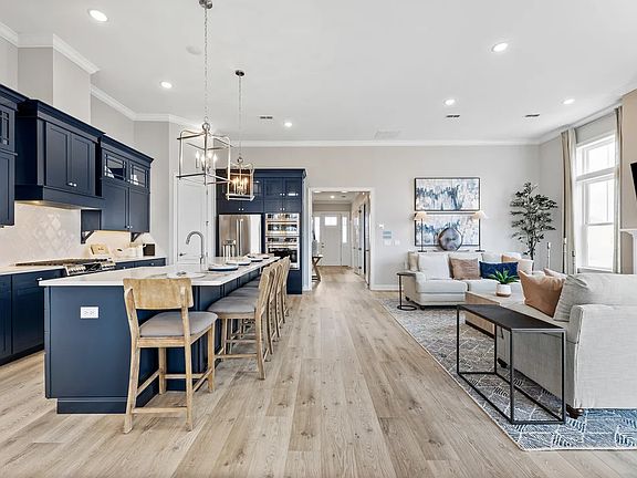 Kitchen with center island