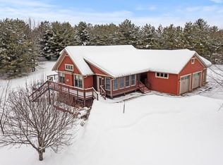 1978 62nd St, Somerset, WI 54025